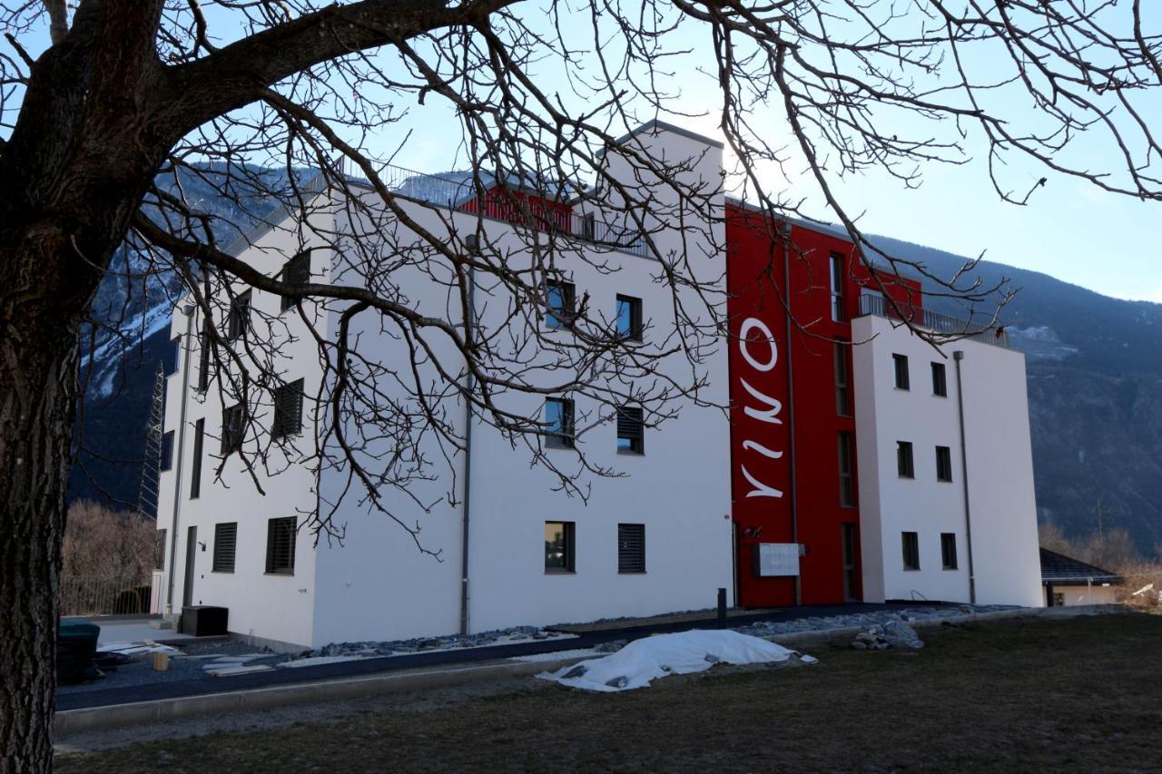 Bnb Vino Veritas Salgesch Kültér fotó